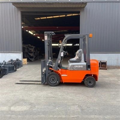 Forklift Diesel Kompak